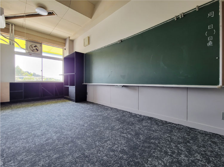 学生寮の個室